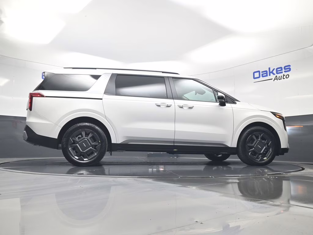 2026 Snow White Pearl Kia Carnival Hybrid EX FWD Van