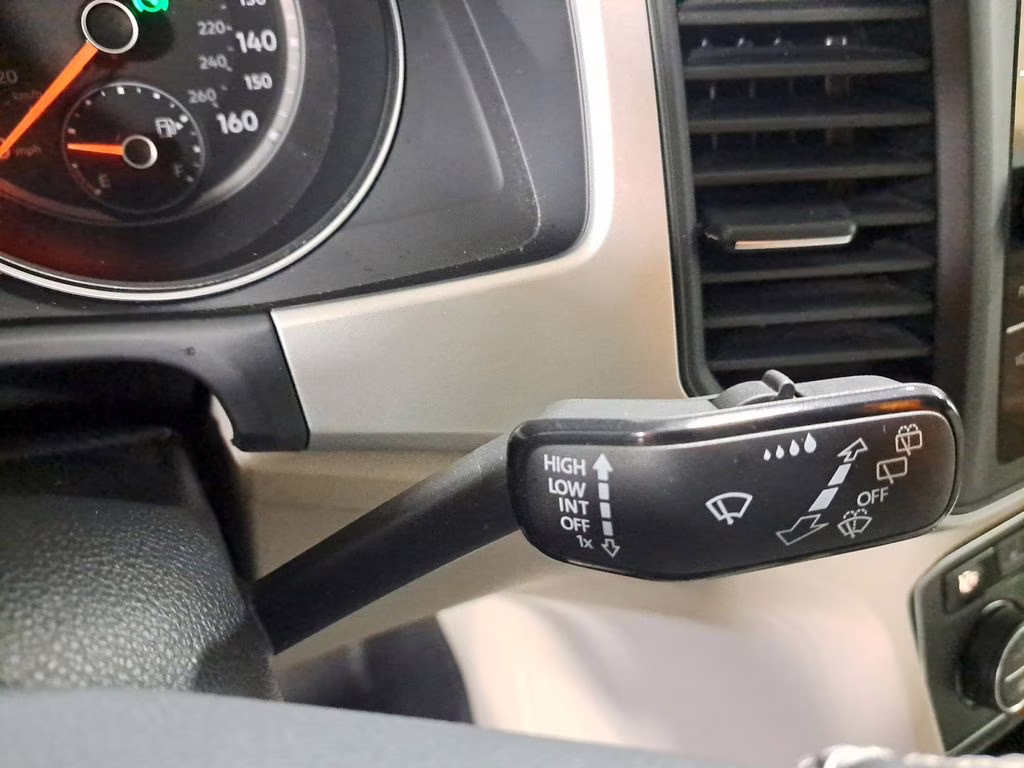 2021 Pacific Blue Metallic Volkswagen Atlas 3.6L V6 SE w/Technology AWD SUV