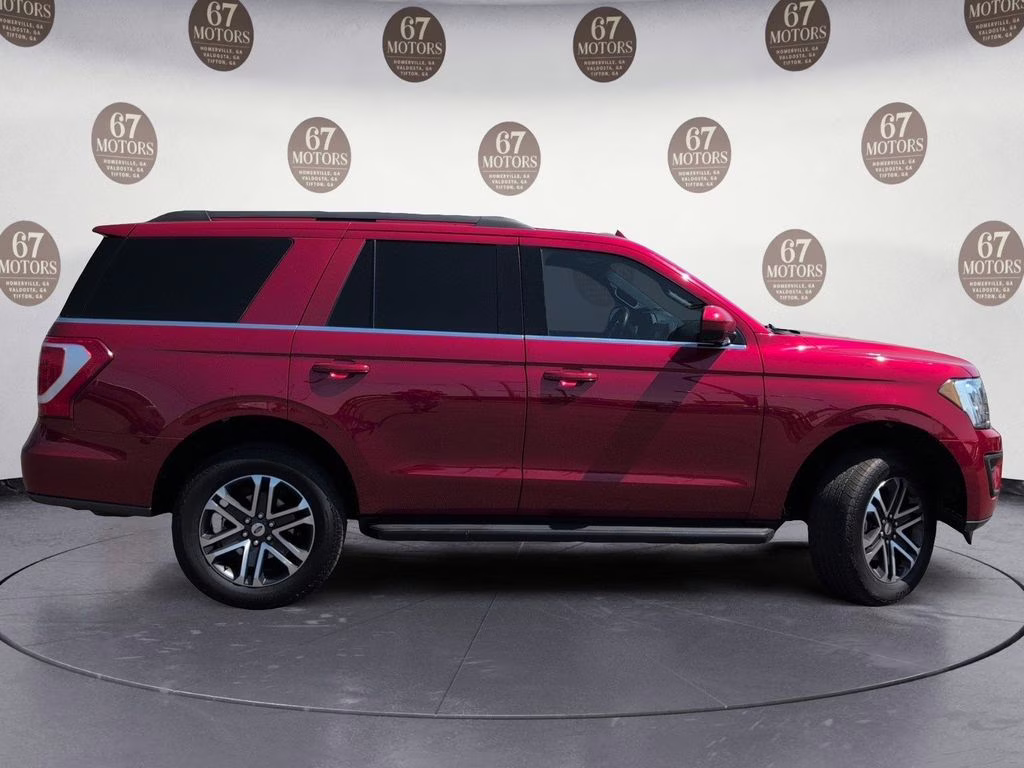 2021 Red Metallic Ford Expedition XLT 4X4 SUV
