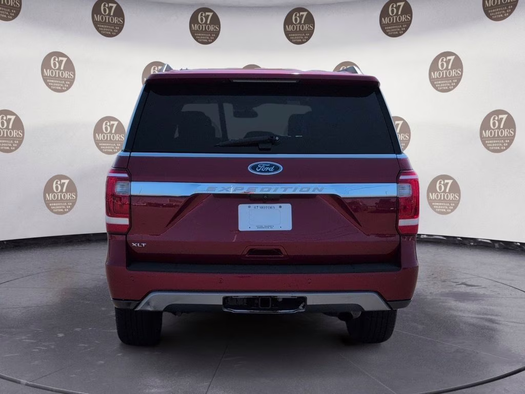 2021 Red Metallic Ford Expedition XLT 4X4 SUV