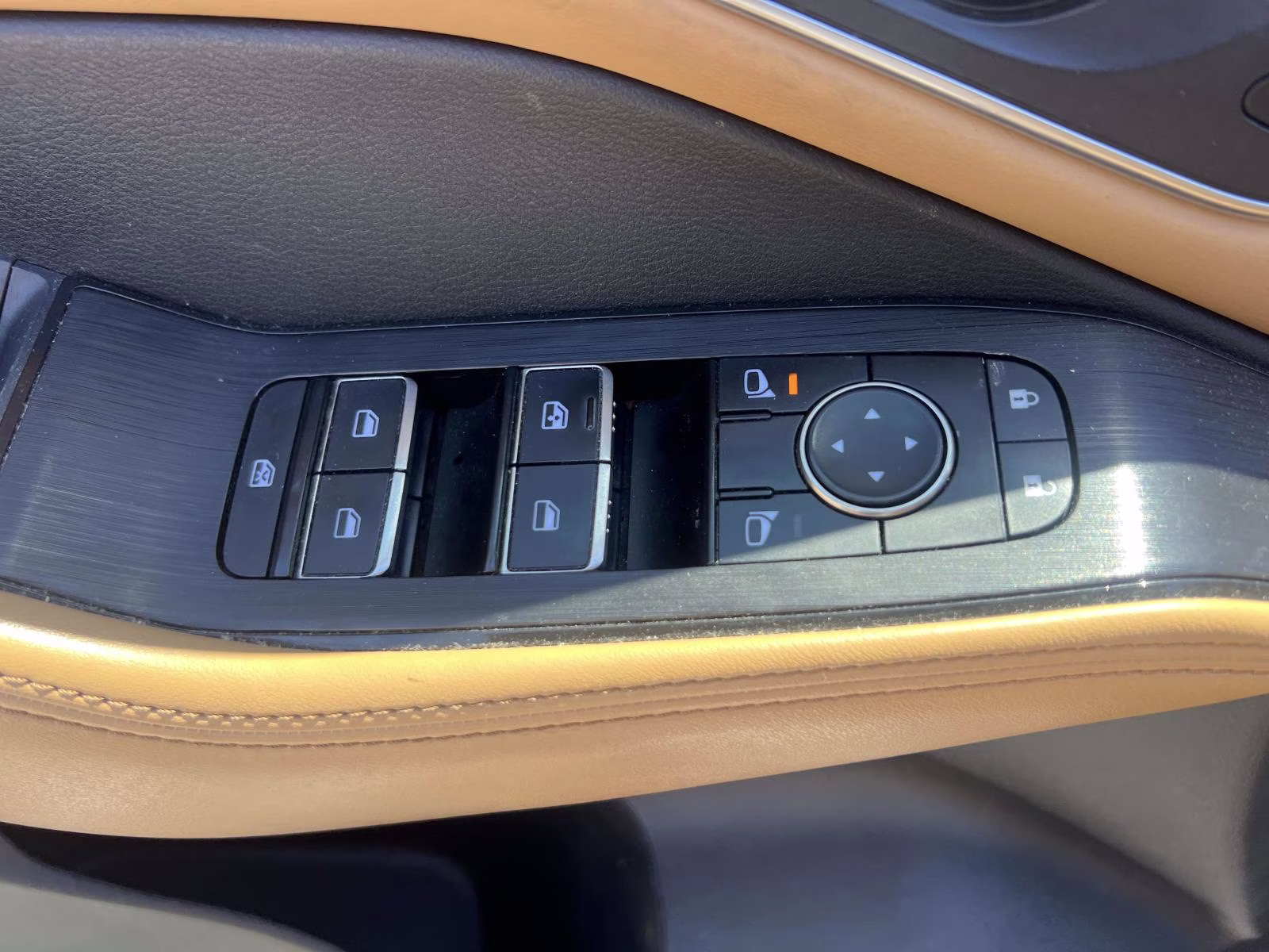 2023 White Nissan Rogue AWD Platinum *Ltd Avail* AWD SUV