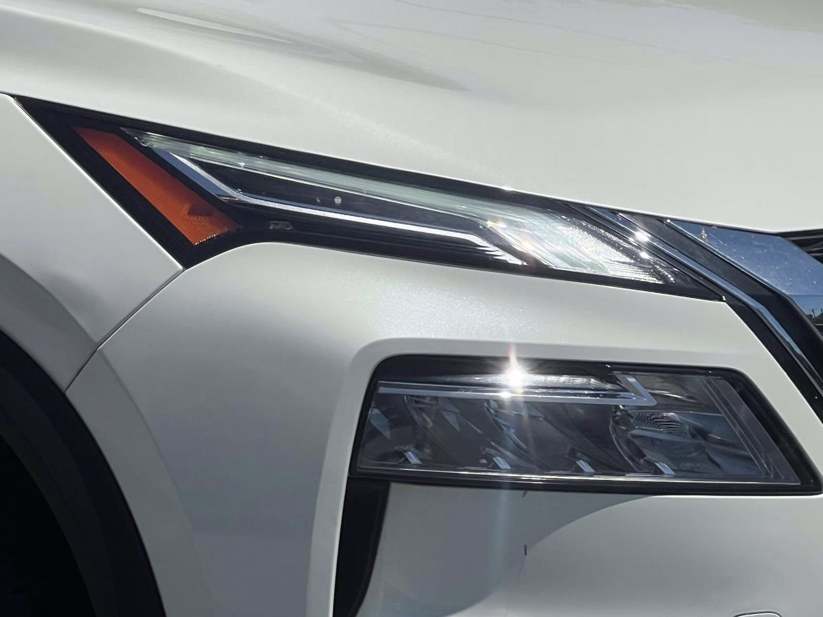2023 White Nissan Rogue AWD Platinum *Ltd Avail* AWD SUV