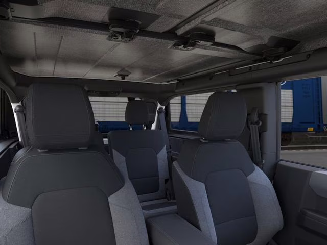 2026 Oxford White Ford Bronco Base 4X4 SUV