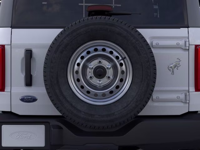 2026 Oxford White Ford Bronco Base 4X4 SUV