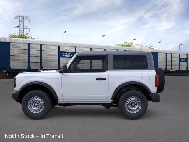 2026 Oxford White Ford Bronco Base 4X4 SUV