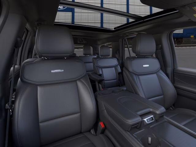 2026 Glacier Gray Metallic Tri-Coat Ford Expedition Platinum 4X4 SUV