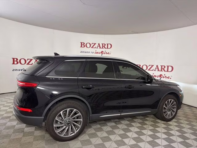 2024 Black Metallic Lincoln Corsair Reserve FWD SUV