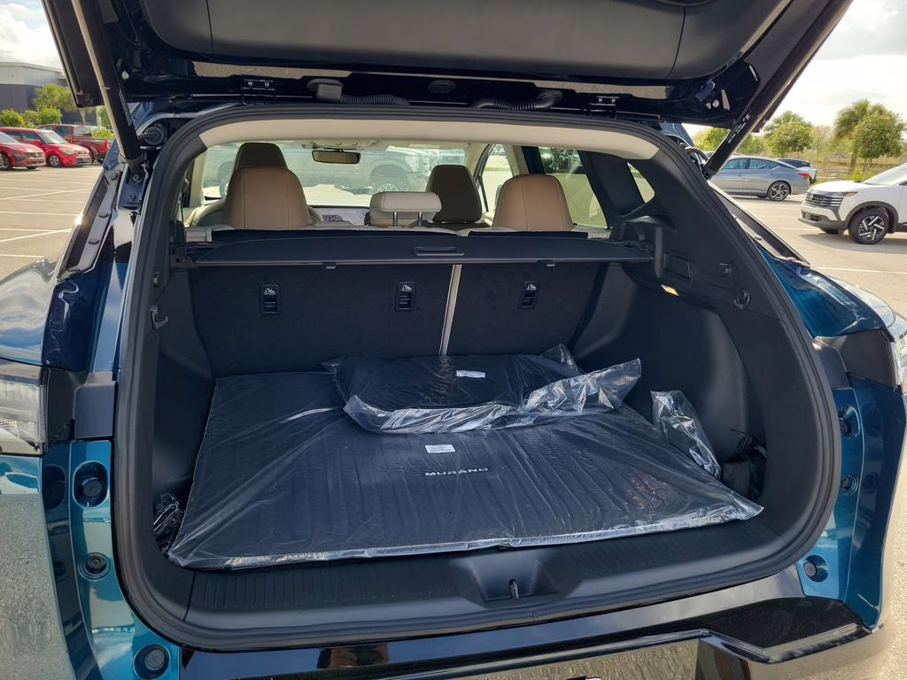 2026 Pearl Metallic Nissan Murano Platinum AWD SUV