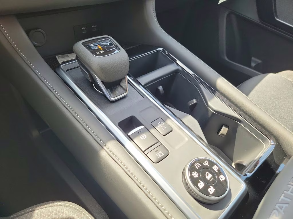 2026 Scarlet Nissan Pathfinder SV 4X4 SUV