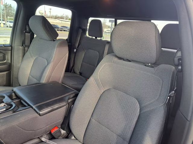 2024 Diamond Black Crystal Pearlcoat Ram 1500 Tradesman RWD Truck
