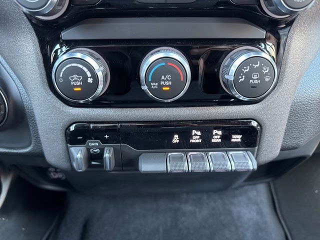 2026 Crystal Metallic Ram 1500 Express 4X4 Truck