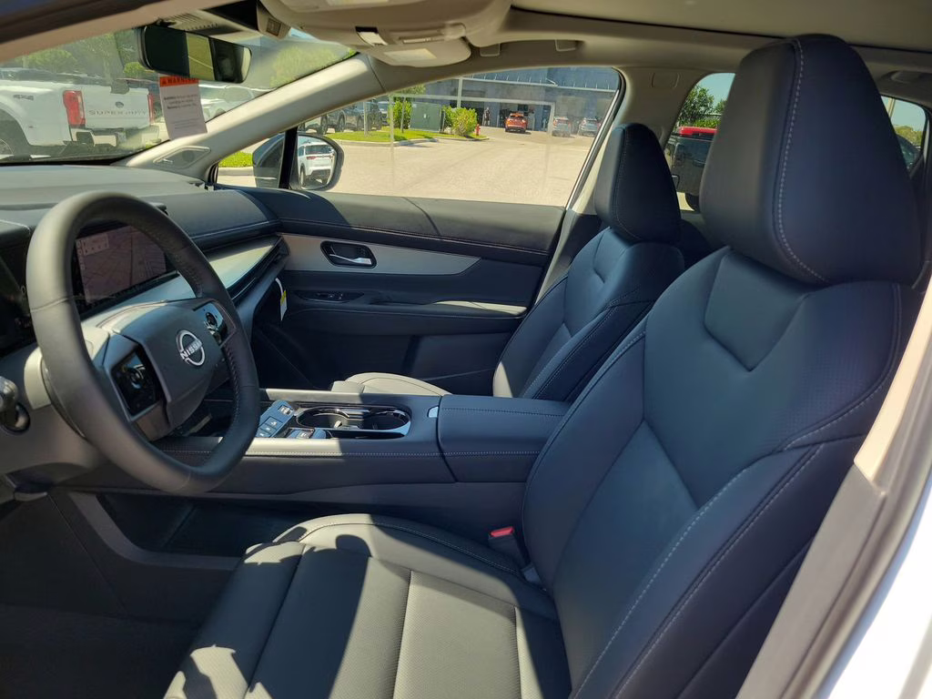 2026 Everest White Pearl Tricoat Nissan Murano SL AWD SUV
