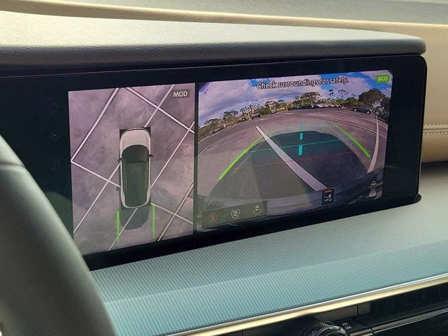 2026 Champagne Silver Metallic Nissan Murano Platinum AWD SUV