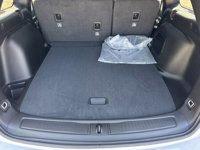 2026 Bright White Clearcoat Jeep Grand Cherokee Limited 4X4 SUV