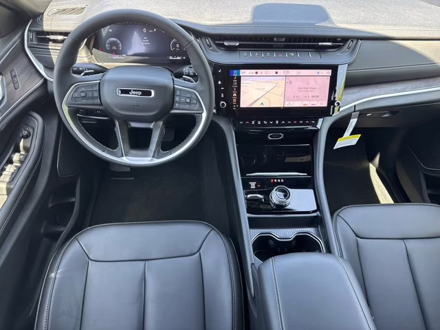 2026 Bright White Clearcoat Jeep Grand Cherokee Limited 4X4 SUV