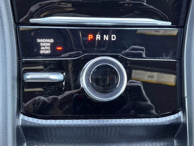 2026 Bright White Clearcoat Jeep Grand Cherokee Limited 4X4 SUV