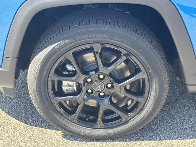 2026 Hydro Blue Pearlcoat Jeep Compass Latitude Altitude 4X4 SUV