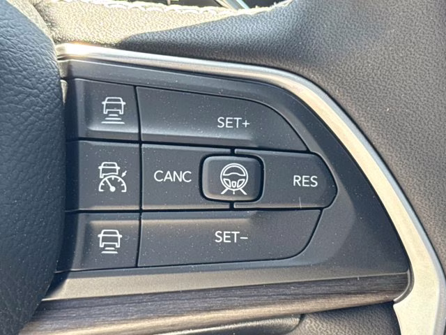 2026 Bright White Clearcoat Jeep Grand Cherokee Limited 4X4 SUV