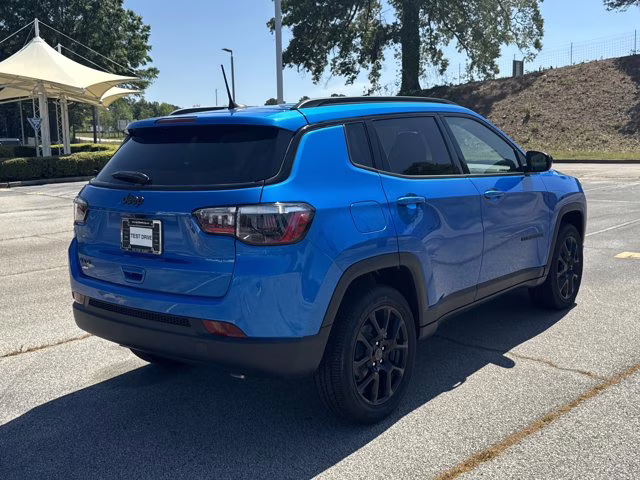 2026 Hydro Blue Pearlcoat Jeep Compass Latitude Altitude 4X4 SUV