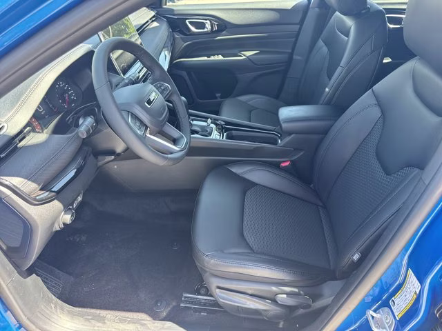 2026 Hydro Blue Pearlcoat Jeep Compass Latitude Altitude 4X4 SUV