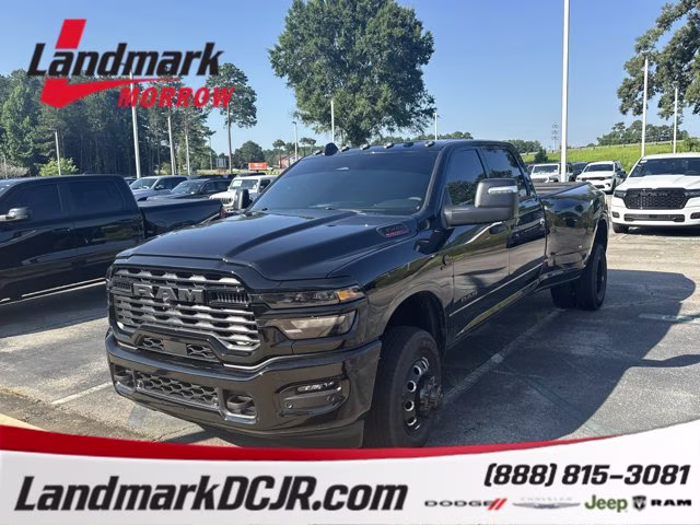 2026 Diamond Black Crystal Pearlcoat Ram 3500 Big Horn 4X4 Truck