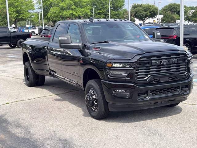 2026 Diamond Black Crystal Pearlcoat Ram 3500 Big Horn 4X4 Truck