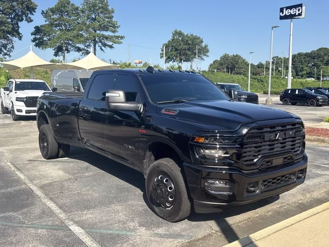 2026 Diamond Black Crystal Pearlcoat Ram 3500 Big Horn 4X4 Truck
