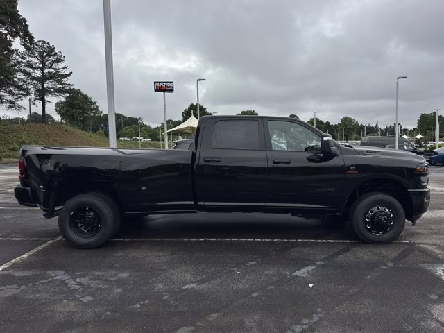 2026 Diamond Black Crystal Pearlcoat Ram 3500 Big Horn 4X4 Truck