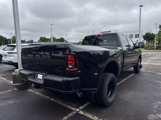 2026 Diamond Black Crystal Pearlcoat Ram 3500 Big Horn 4X4 Truck