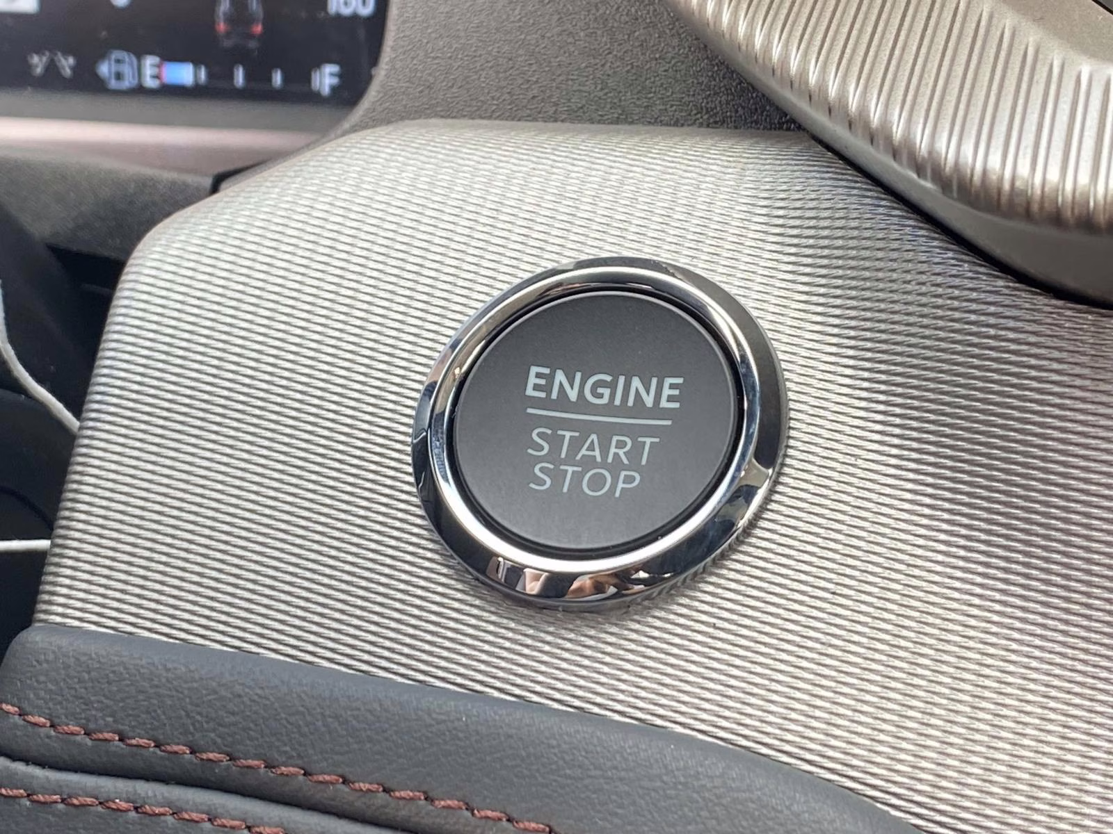 2026 Agate Black Metallic Ford Explorer Active RWD SUV