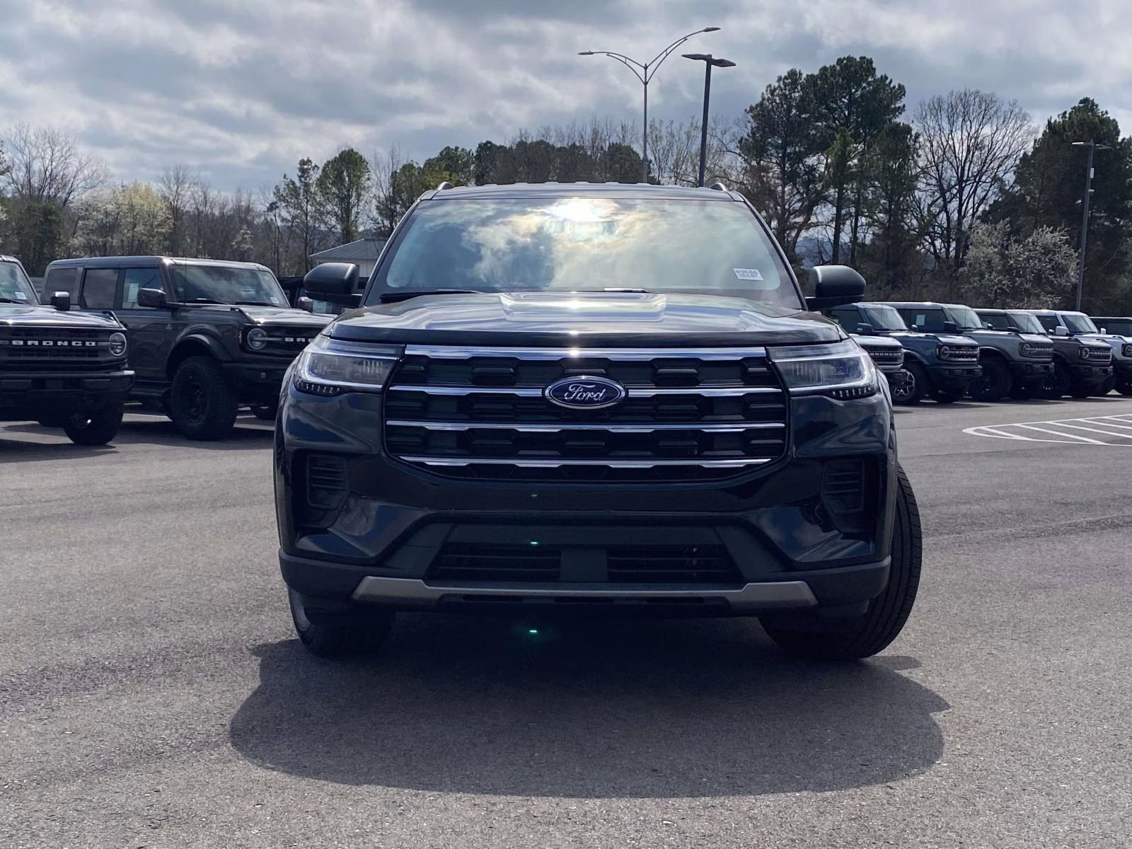 2026 Agate Black Metallic Ford Explorer Active RWD SUV