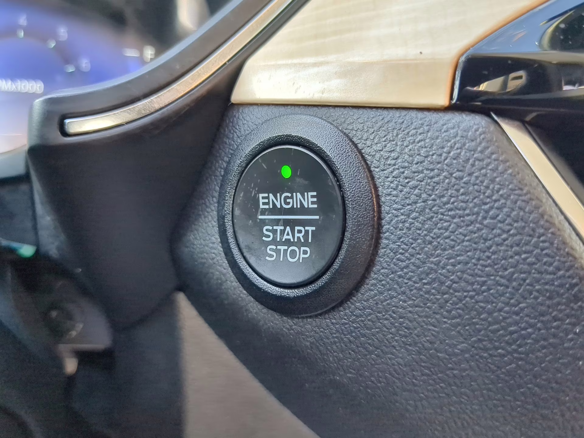 2022 Rapid Red Metallic Tinted Clearcoat Ford Escape Titanium AWD SUV