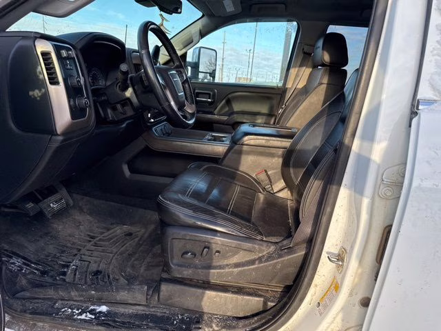 2019 Summit White GMC Sierra 2500HD Denali 4X4 Truck