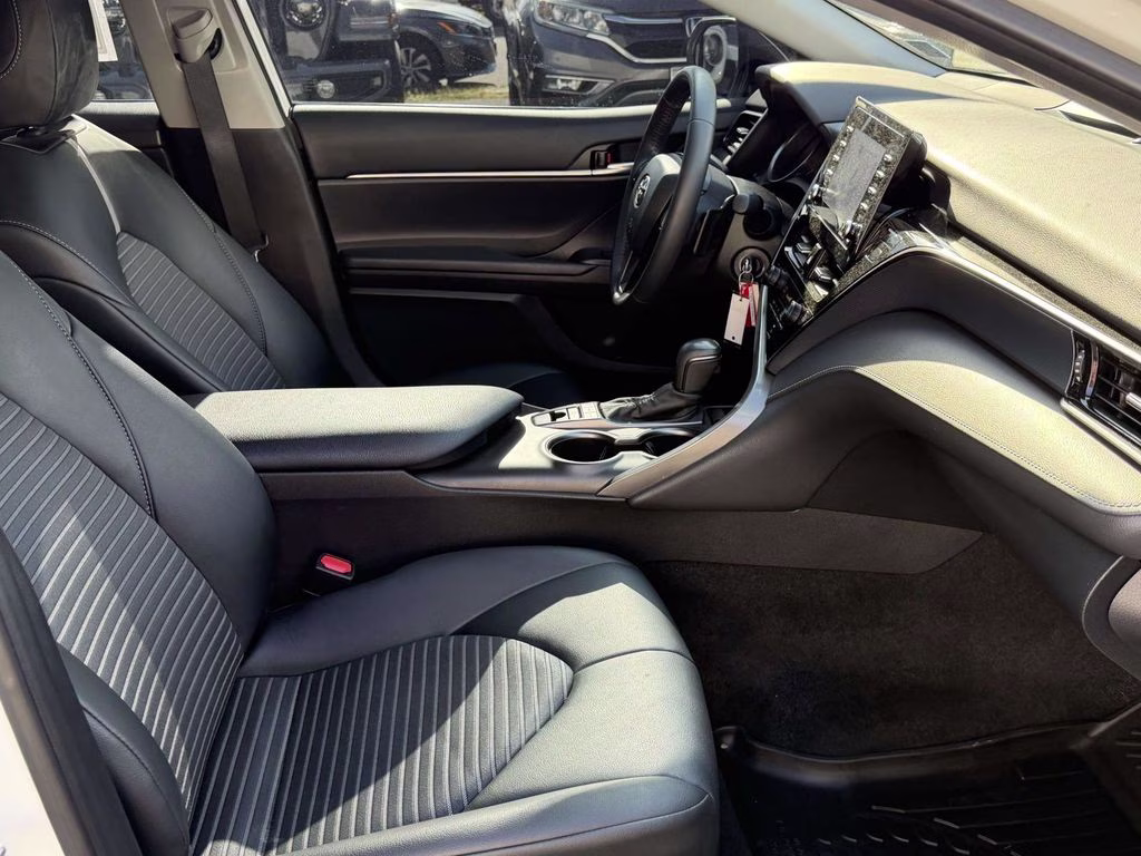 2023 Ice Toyota Camry SE AWD AWD Sedan