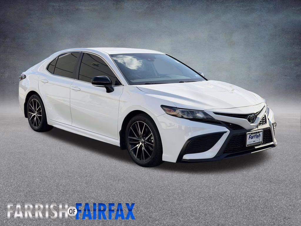 2023 Ice Toyota Camry SE AWD Sedan