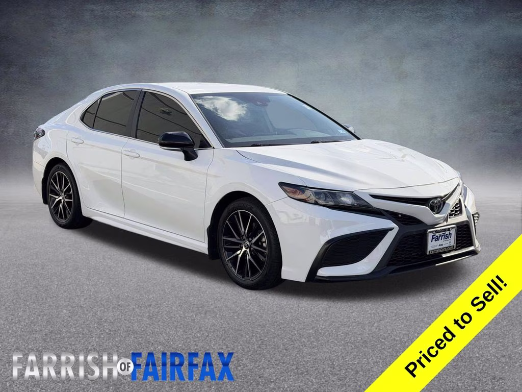 2023 Ice Toyota Camry SE AWD Sedan