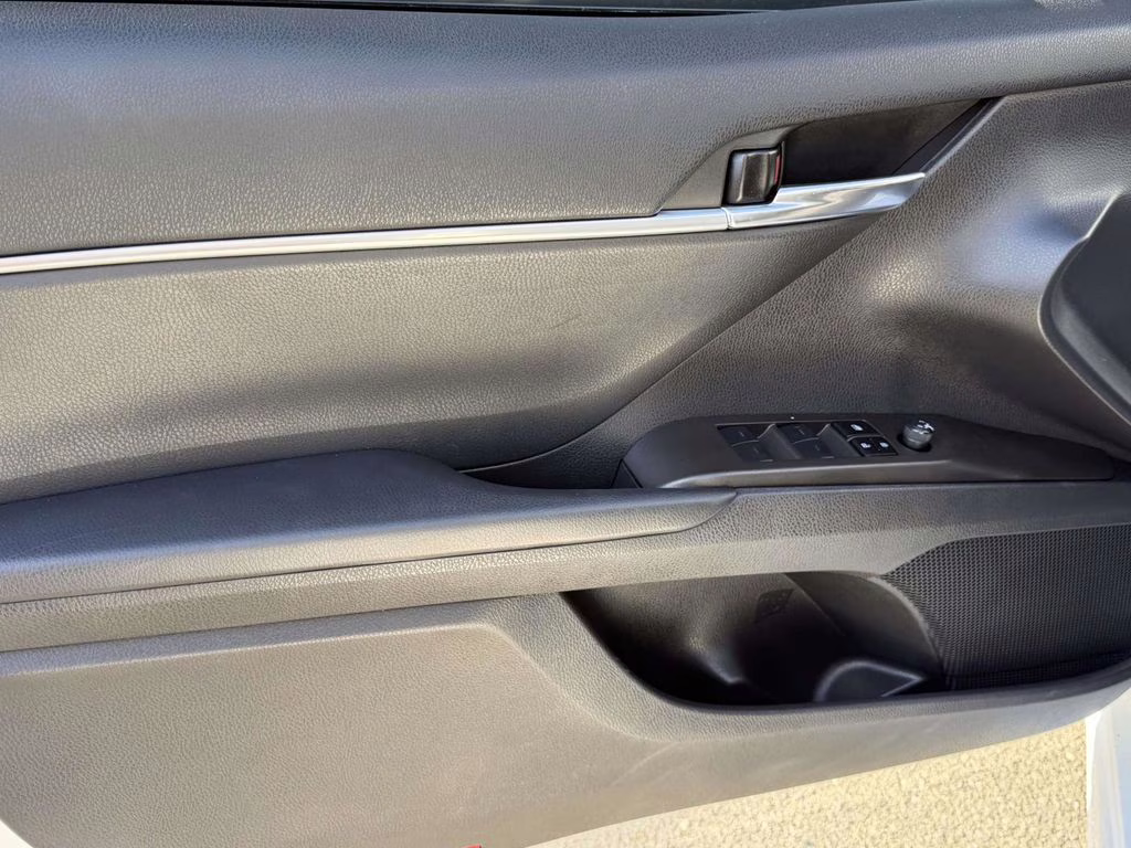 2023 Ice Toyota Camry SE AWD Sedan