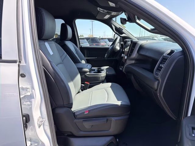 2026 Bright White Clearcoat Ram 2500 Tradesman 4X4 Truck