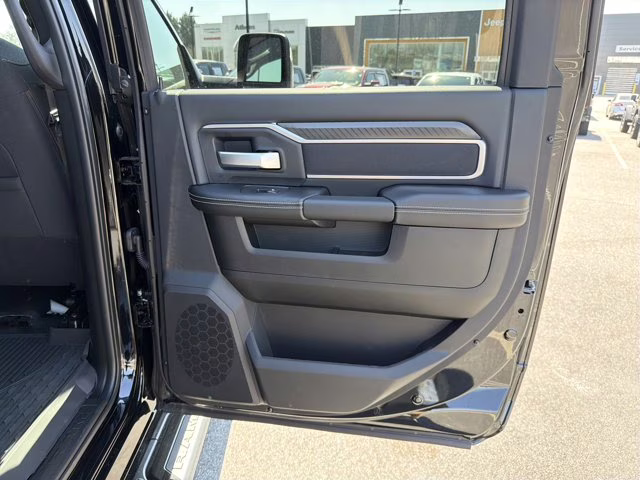 2026 Diamond Black Crystal Pearlcoat Ram 2500 Big Horn 4X4 Truck