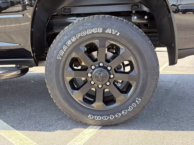 2026 Diamond Black Crystal Pearlcoat Ram 2500 Big Horn 4X4 Truck