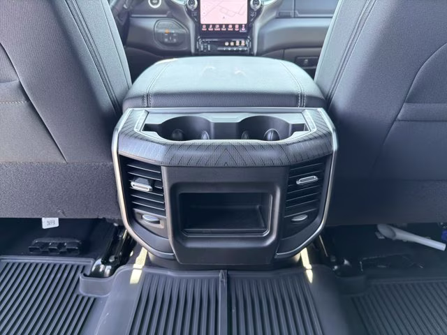 2026 Diamond Black Crystal Pearlcoat Ram 2500 Big Horn 4X4 Truck