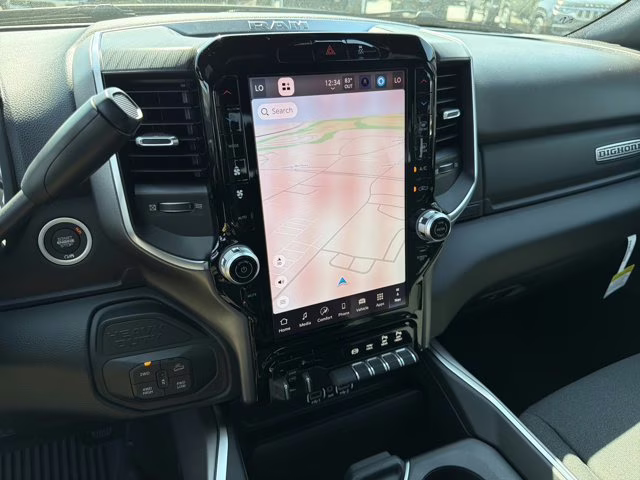 2026 Diamond Black Crystal Pearlcoat Ram 2500 Big Horn 4X4 Truck