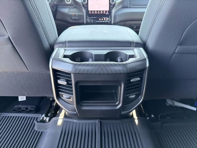 2026 Diamond Black Crystal Pearlcoat Ram 2500 Big Horn 4X4 Truck