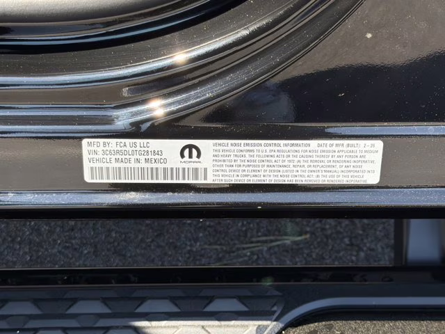 2026 Diamond Black Crystal Pearlcoat Ram 2500 Big Horn 4X4 Truck