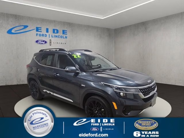 2022 Gravity Gray Kia Seltos Nightfall AWD SUV