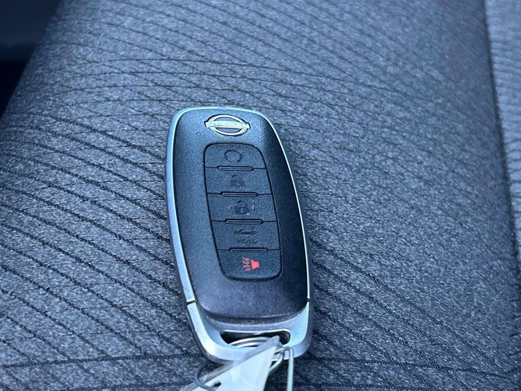 2024 Super Black Nissan Rogue SV AWD SUV