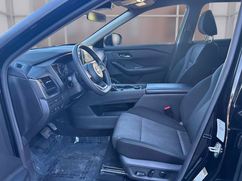 2024 Super Black Nissan Rogue SV AWD SUV