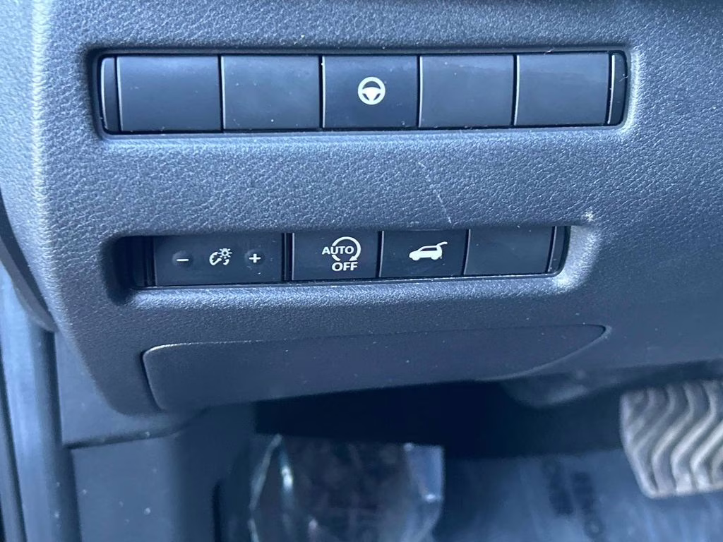 2024 Super Black Nissan Rogue SV AWD SUV