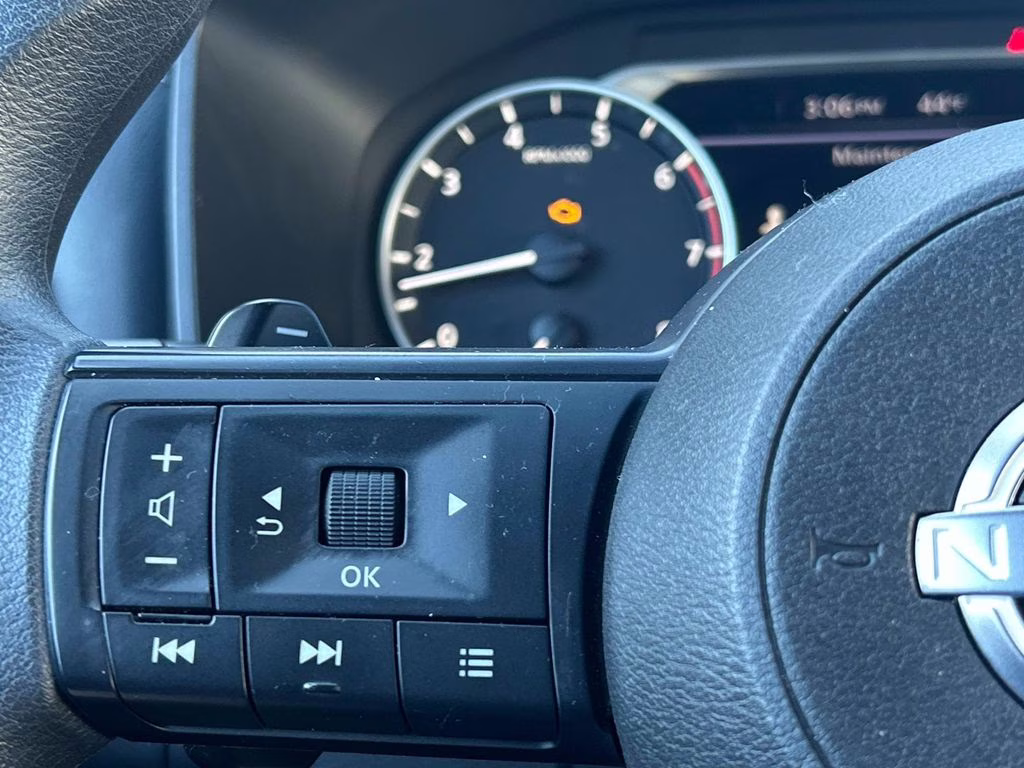 2024 Super Black Nissan Rogue SV AWD SUV