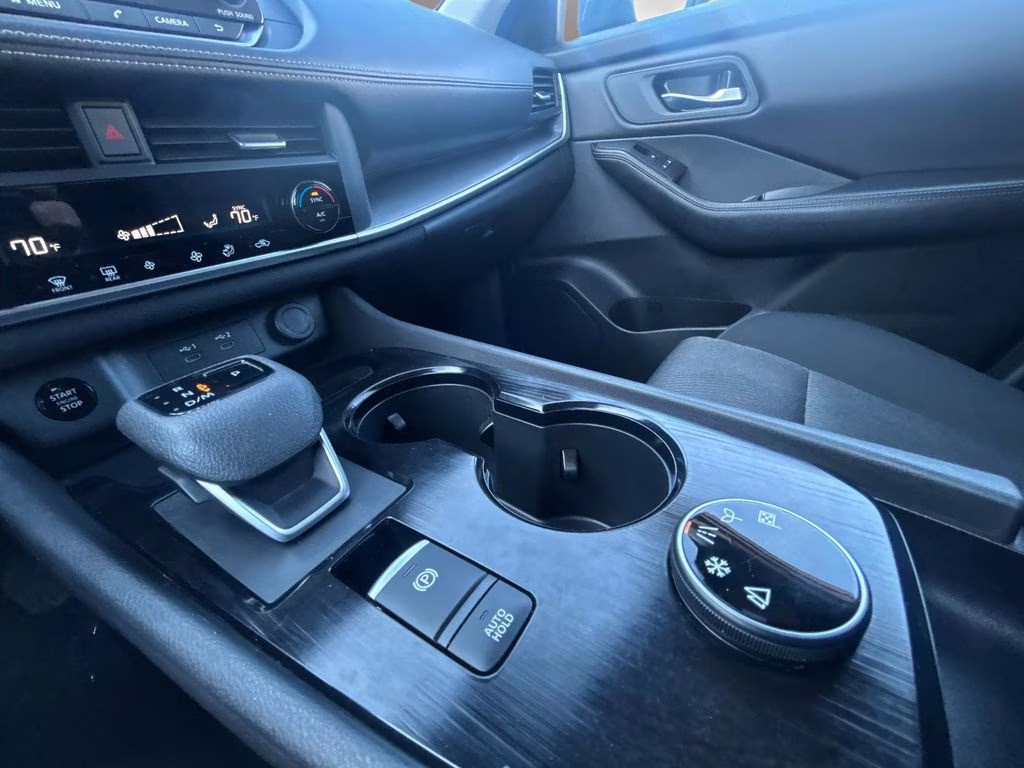 2024 Super Black Nissan Rogue SV AWD SUV